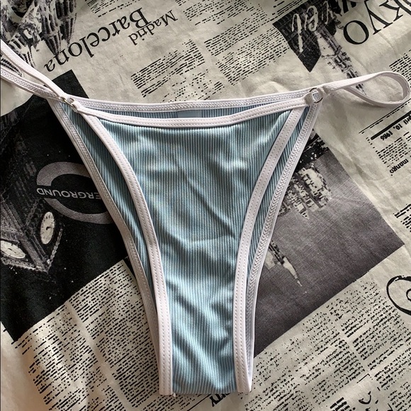 blue and white full bikini - Picture 2 of 9